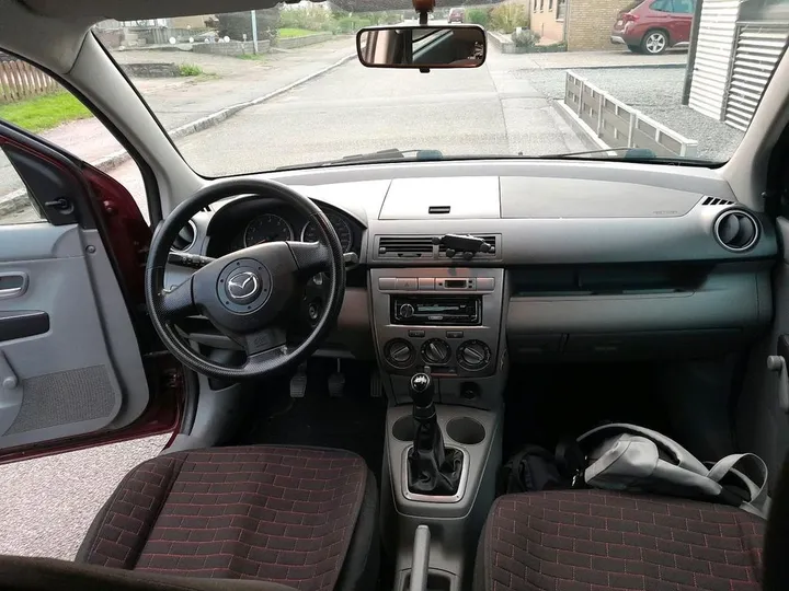 Mazda 2