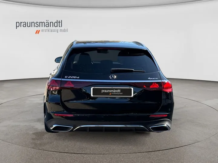 Mercedes-Benz E 220