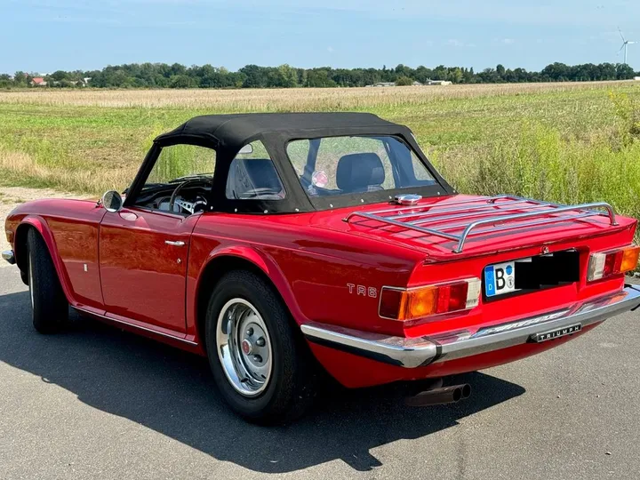 Triumph TR6