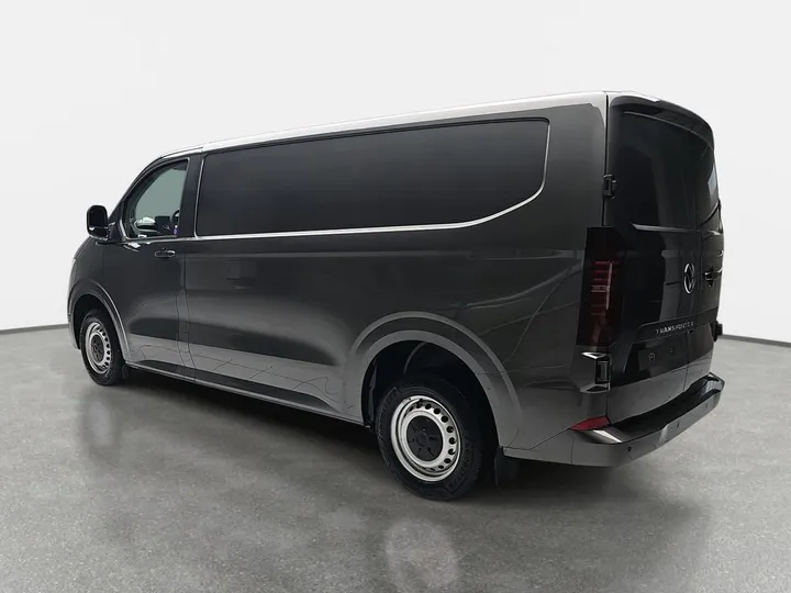 Volkswagen T7 Transporter