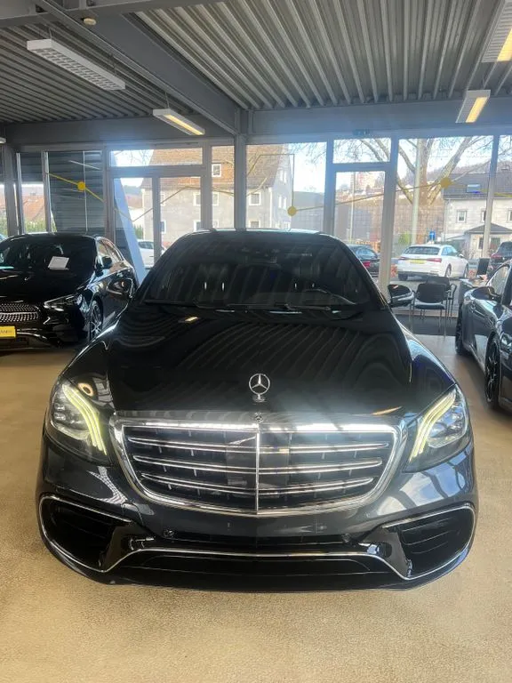 Mercedes-Benz S 400