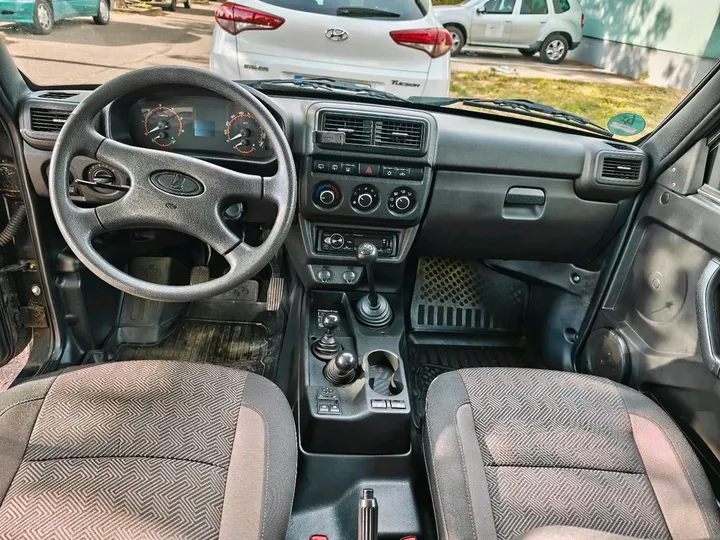 Lada Urban