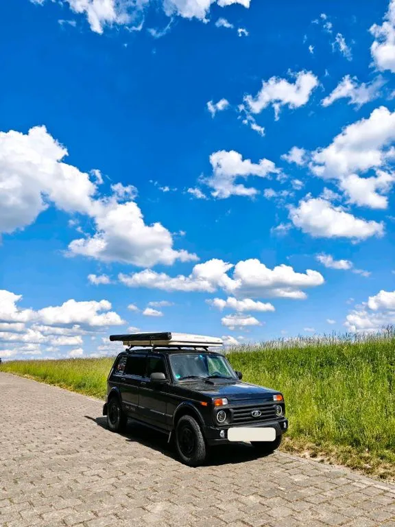 Lada Urban
