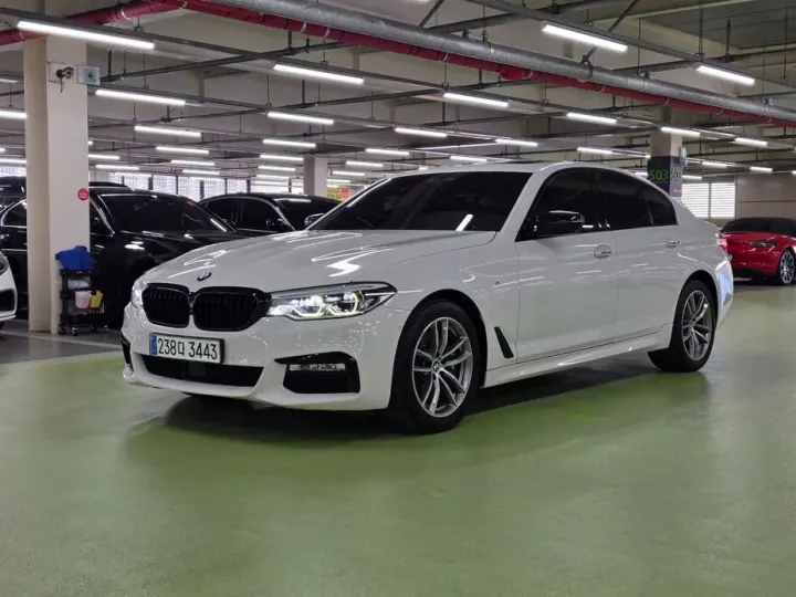 BMW 5-Series