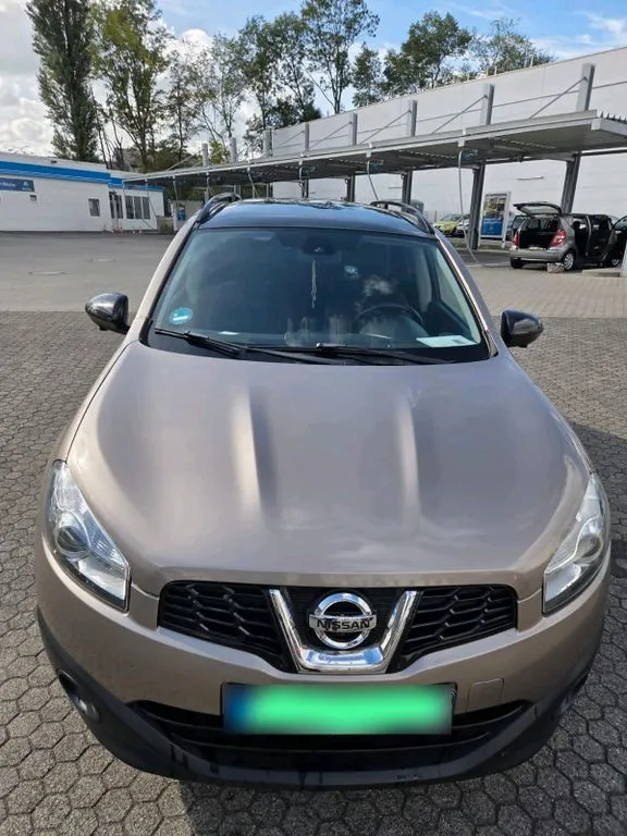 Nissan Qashqai+2