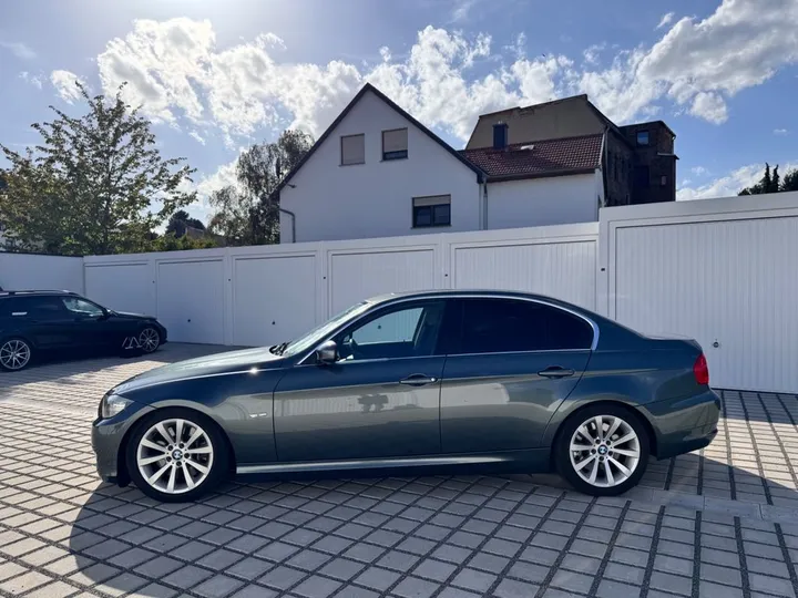 BMW 335