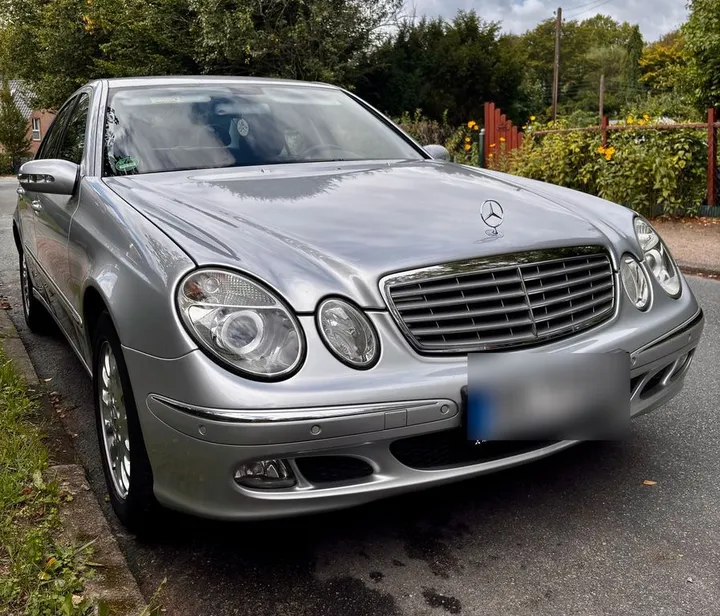 Mercedes-Benz E 280