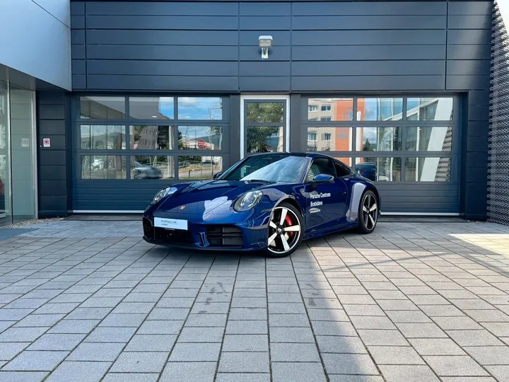 Porsche 911