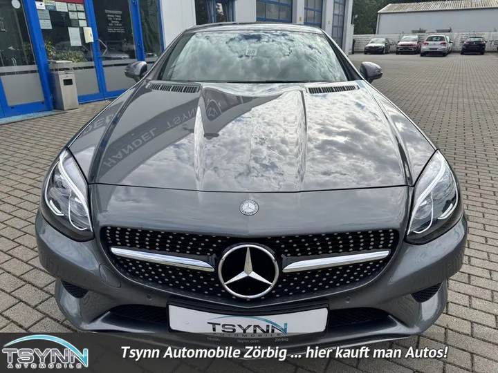 Mercedes-Benz SLC 200