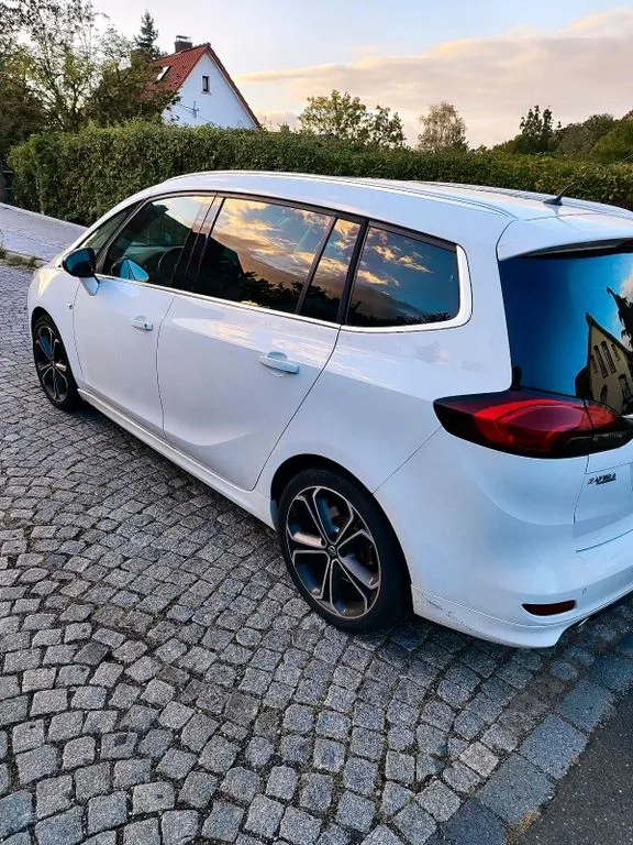 Opel Zafira Tourer
