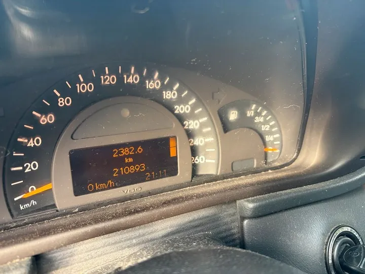 Mercedes-Benz C 220