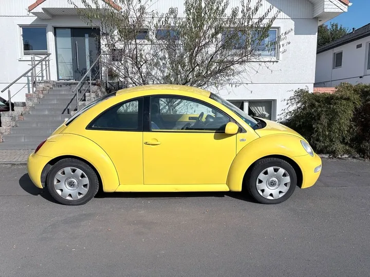 Volkswagen New Beetle