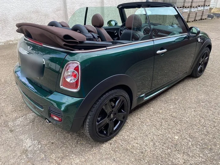MINI Cooper Cabrio