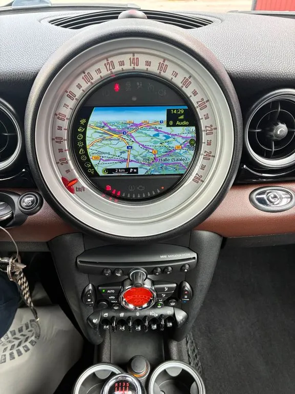 MINI Cooper Cabrio