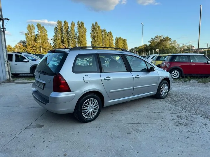 Peugeot 307