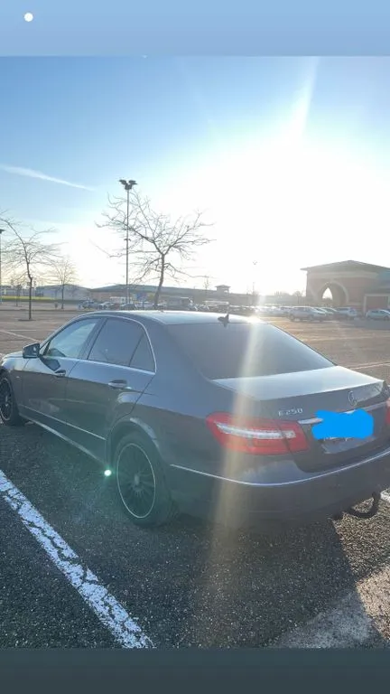 Mercedes-Benz E 250
