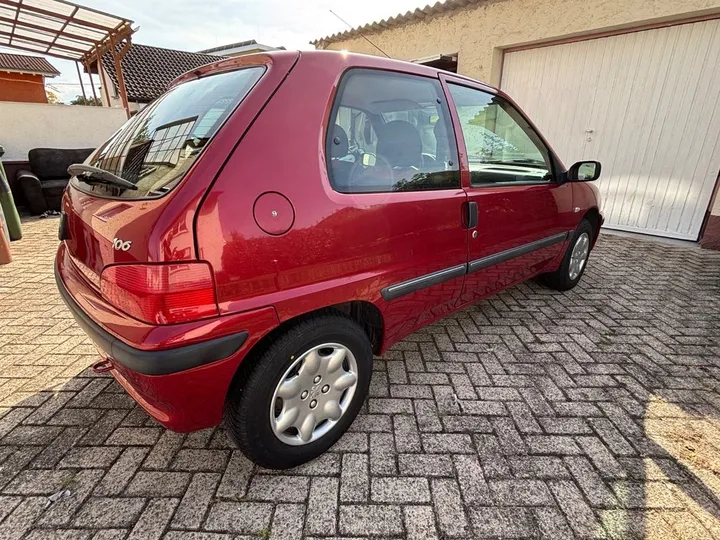 Peugeot 106