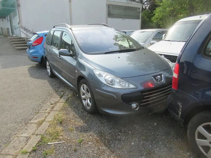 Peugeot 307