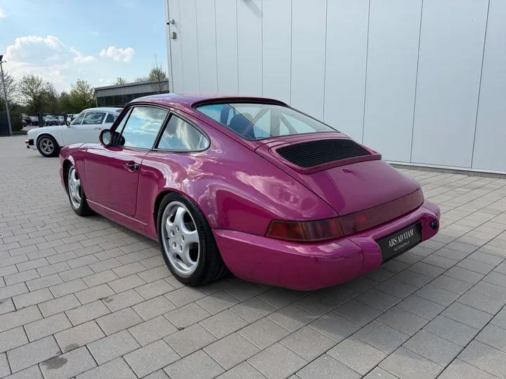 Porsche 964