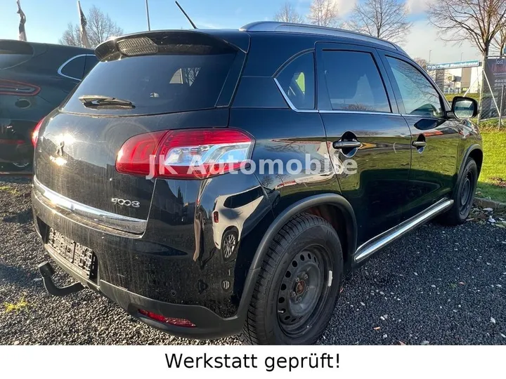 Peugeot 4008