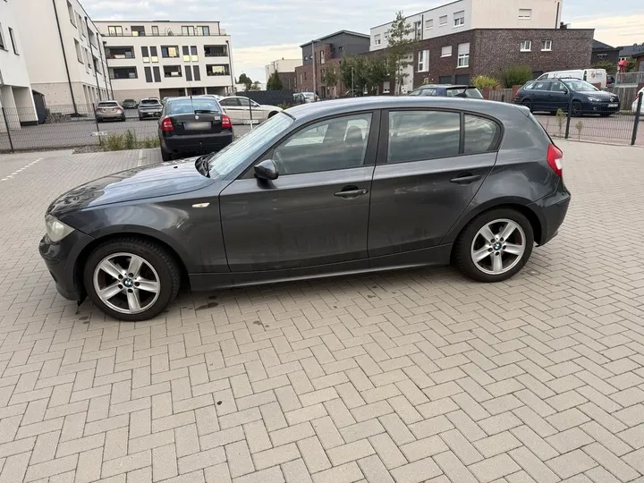 BMW 120