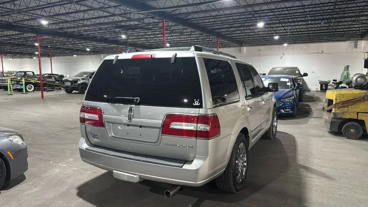 Lincoln Navigator