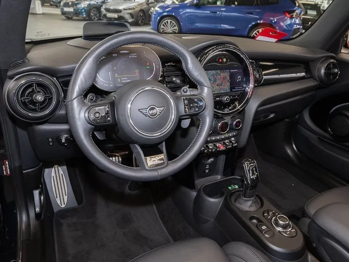 MINI John Cooper Works Cabrio
