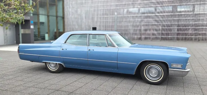 Cadillac Deville