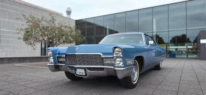 Cadillac Deville