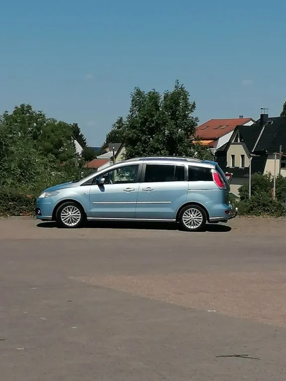Mazda 5