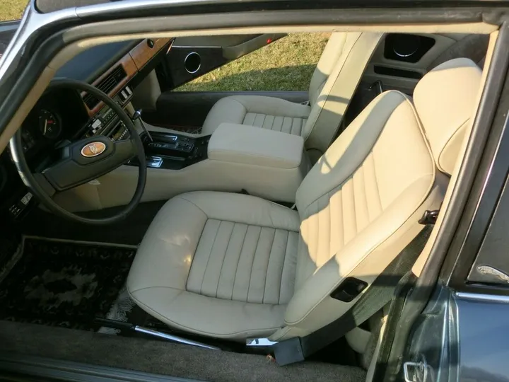 Jaguar XJSC