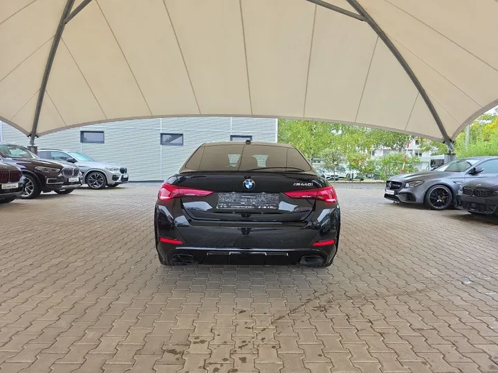 BMW M440