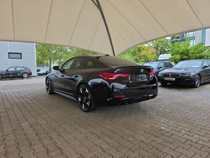BMW M440
