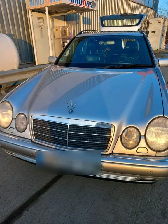Mercedes-Benz S 320