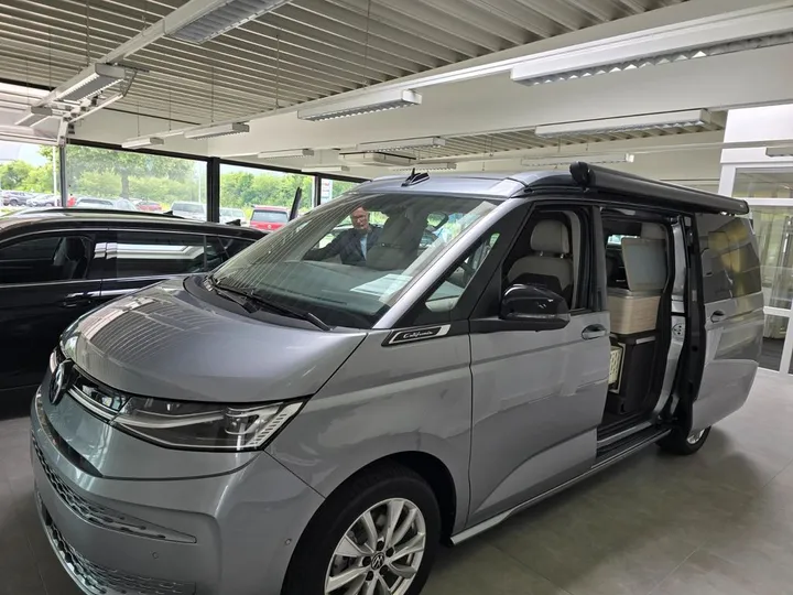 Volkswagen T7 California