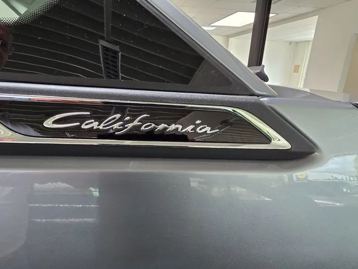 Volkswagen T7 California