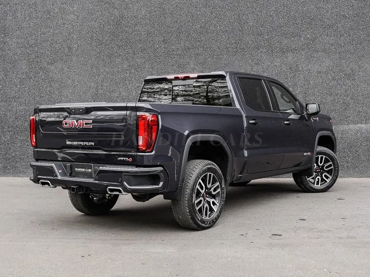 GMC Sierra