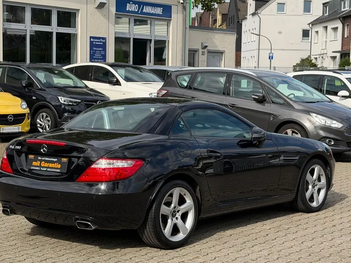 Mercedes-Benz SLK 200