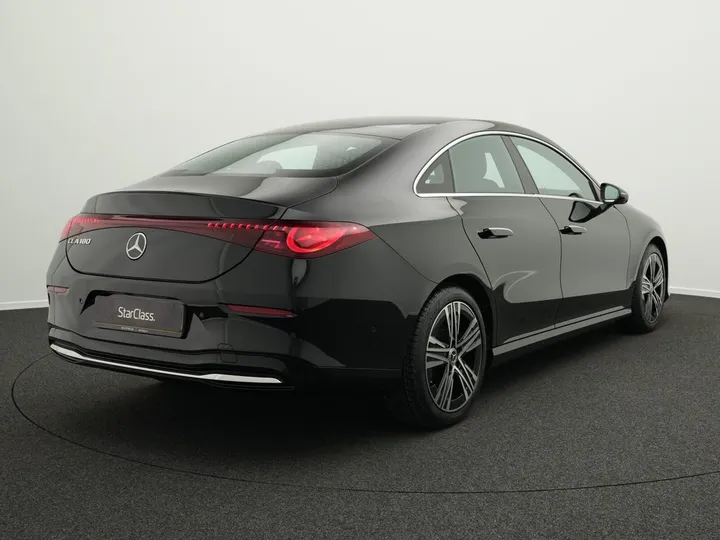 Mercedes-Benz CLA 180
