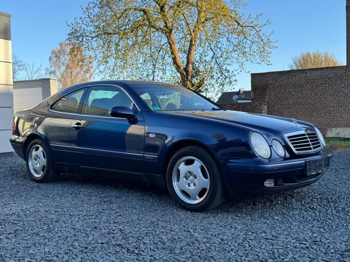 Mercedes-Benz CLK 200