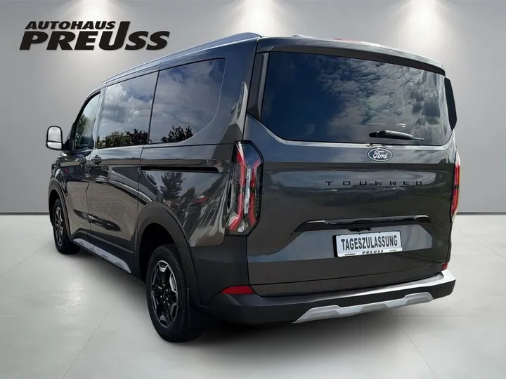 Ford Tourneo Custom