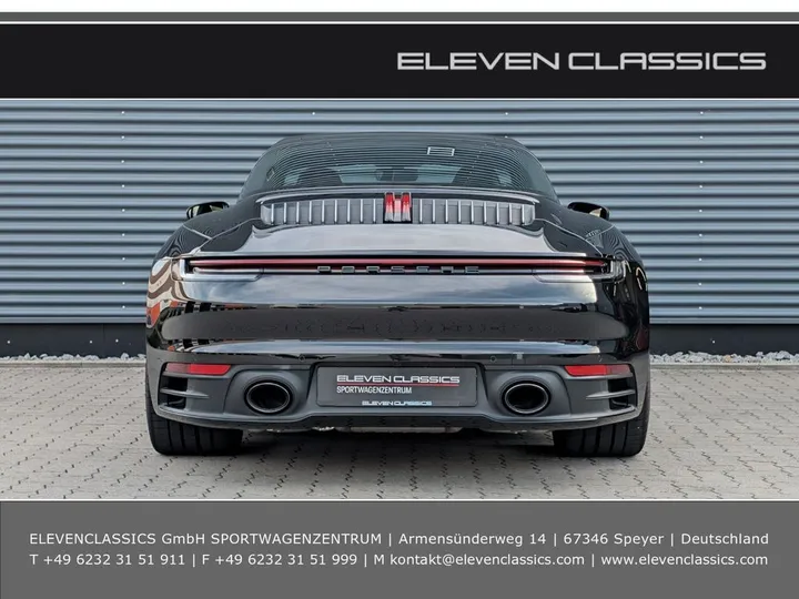 Porsche 992