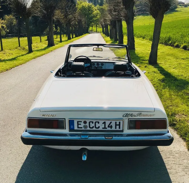 Alfa Romeo Spider