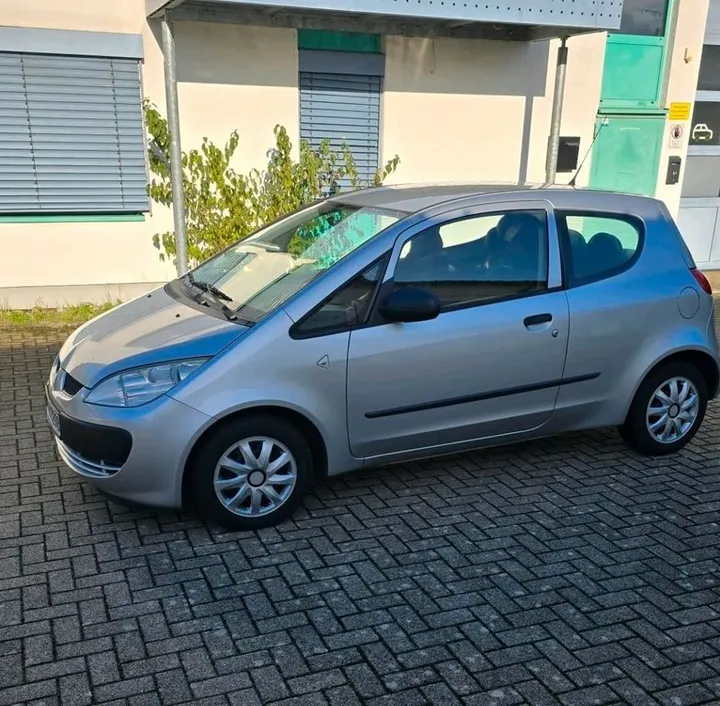 Mitsubishi Colt