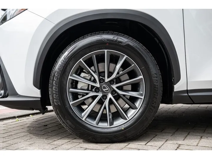 Lexus NX 450h