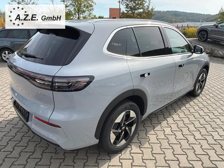 Geely E5
