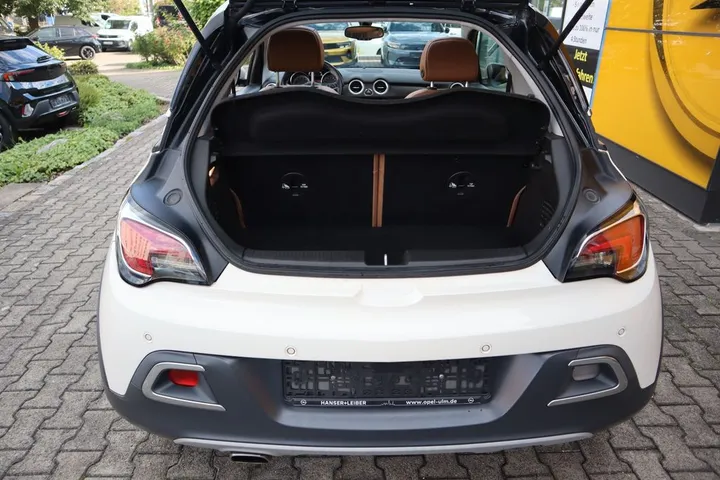 Opel Adam