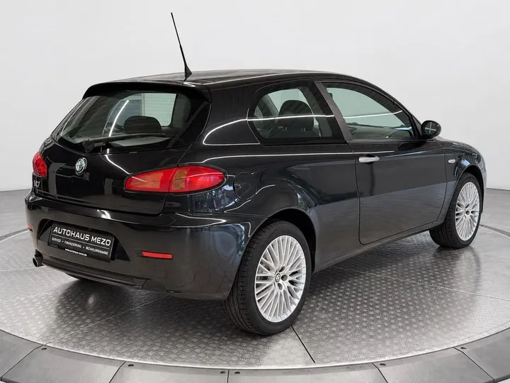 Alfa Romeo 147