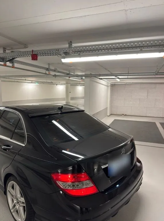 Mercedes-Benz C 320