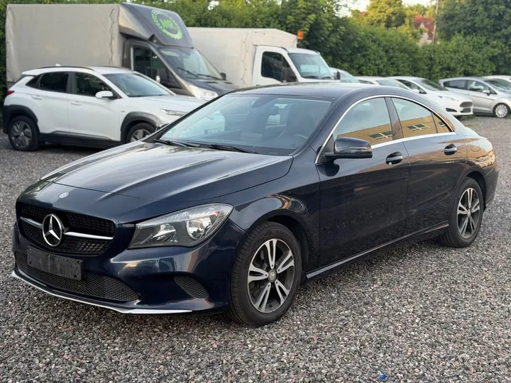 Mercedes-Benz CLA 200